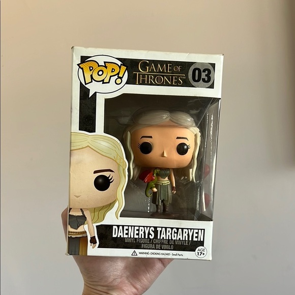 Game of Thrones Daenerys Targaryen Funko Pop - Picture 1 of 6